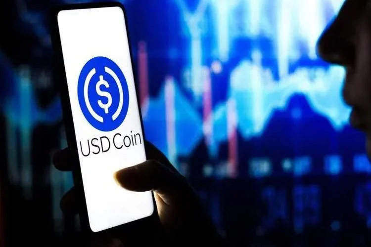 تفاوت تتر (USDT) و یو اس دی کوین (USDC)؛ دو استیبل کوین برتر بازار اهمیت استیبل کوین در بازار ارز دیجیتال چیست؟